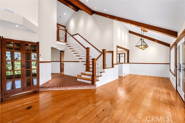 Building Photo - 624 Poppy Ave