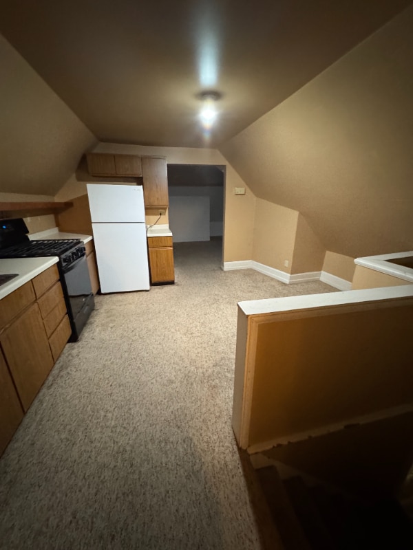 Building Photo - 201 N Summit St