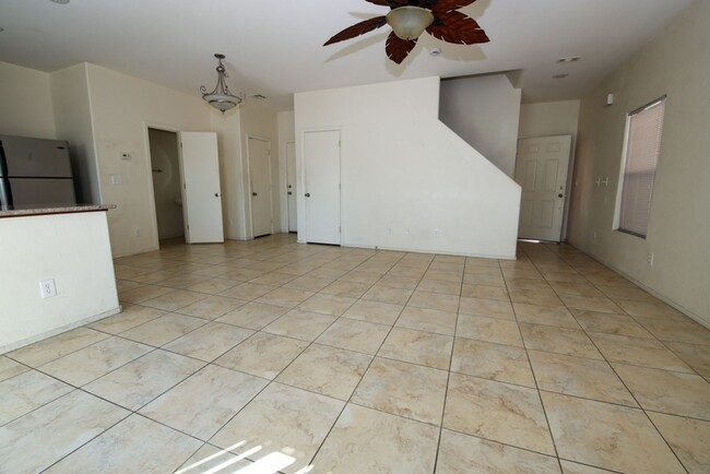 Building Photo - $1,975 P/M SOUTHWEST - 2 STORY HOME