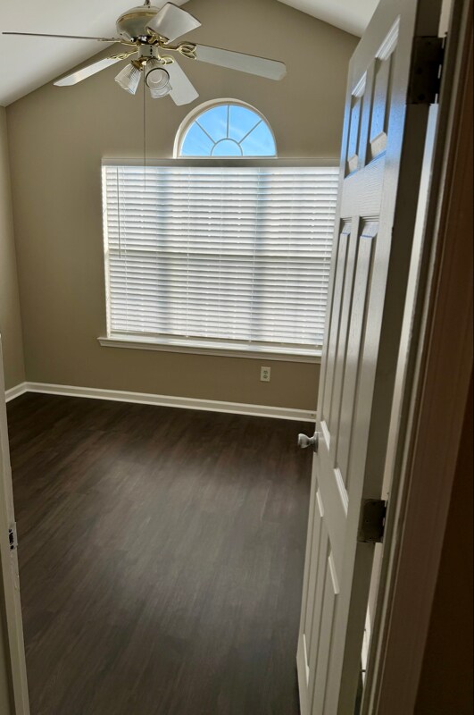 Foto del edificio - 124 Cove Landing