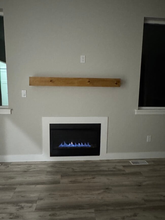 Foto del edificio - 1899 S Alliance Country Dr