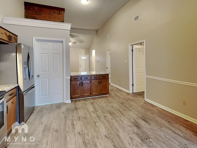 Building Photo - 3946 Misty Lake Cove