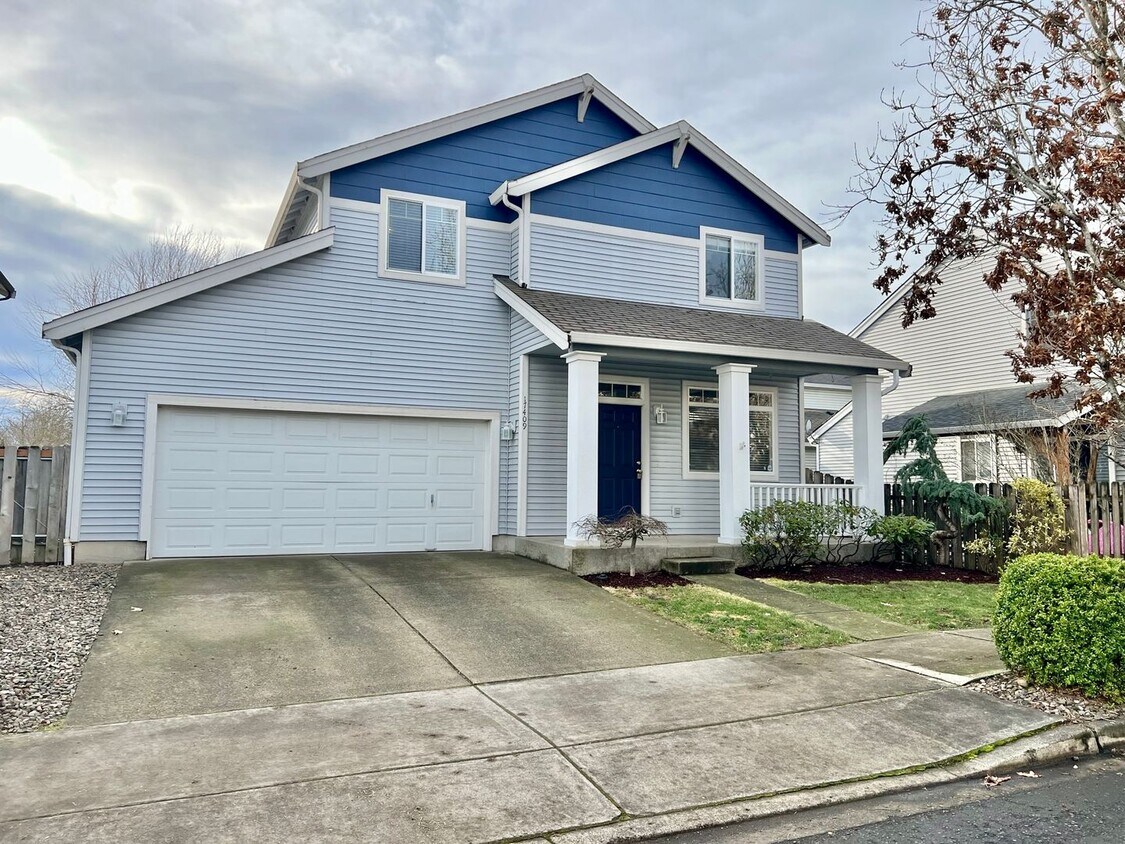 Foto principal - Excellent Location in Fishers Landing near...