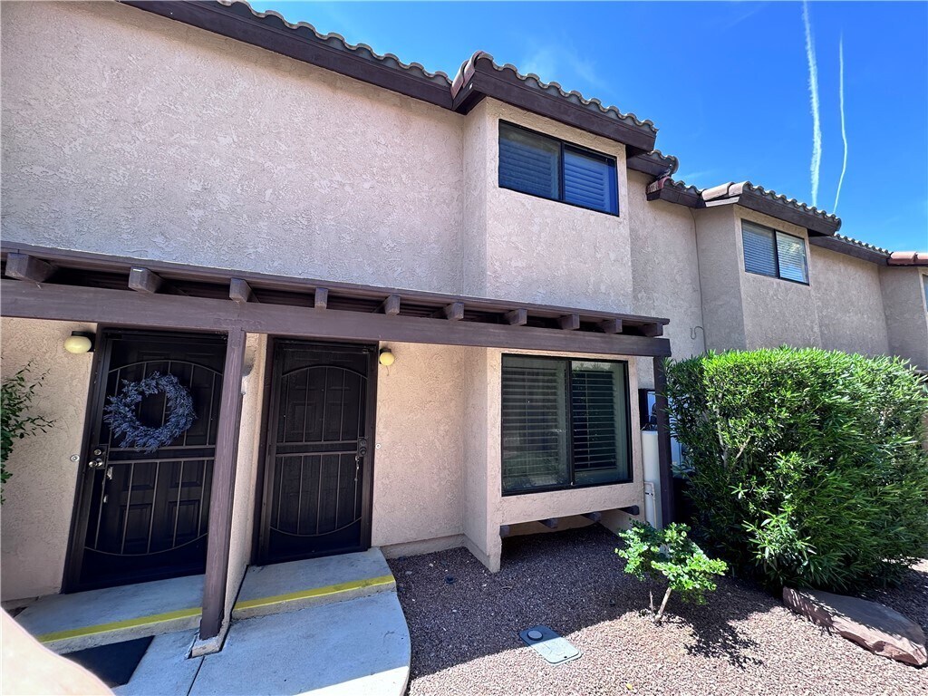 Foto principal - 201 Riverfront Dr