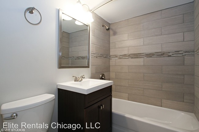 Building Photo - 6416 S Saint Lawrence Ave