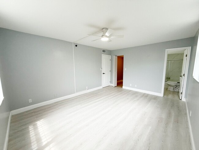 Foto del edificio - 3300 W Rolling Hills Cir