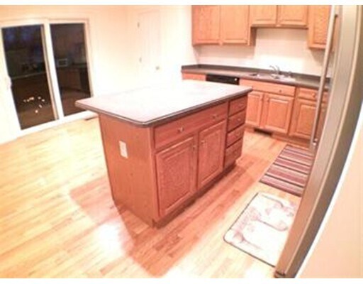 Building Photo - 52 Tulip Cir