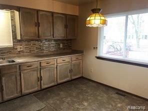 Building Photo - 3 br, 2 bath House - 18581 Washtenaw St