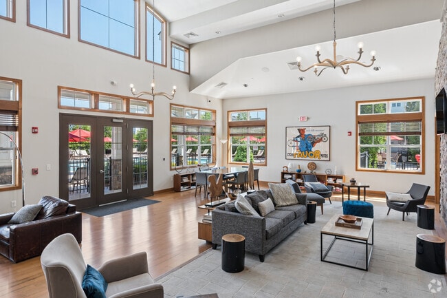 Interior Photo - Madison Farms