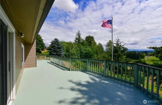 Foto del edificio - 3829 90th Ave E