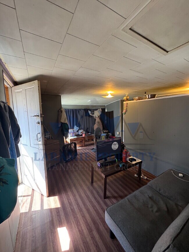 Foto del edificio - 1 Bed 1 Bath Cottage House