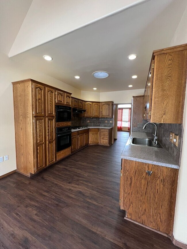 Foto del edificio - 3 Bedroom, 2 Bathroom Home