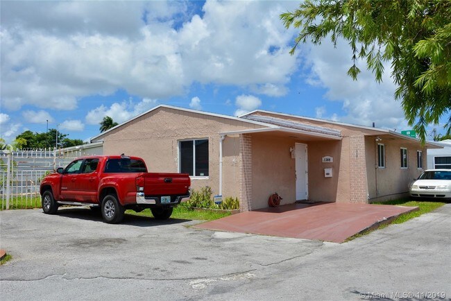 Foto del edificio - 1309 NW 36th Ave