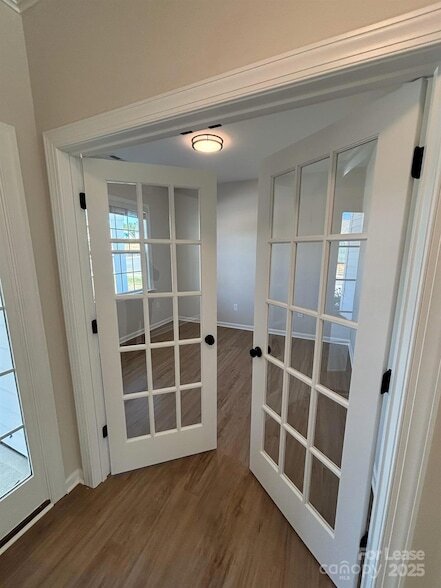 Foto del edificio - 2205 Camber Dr