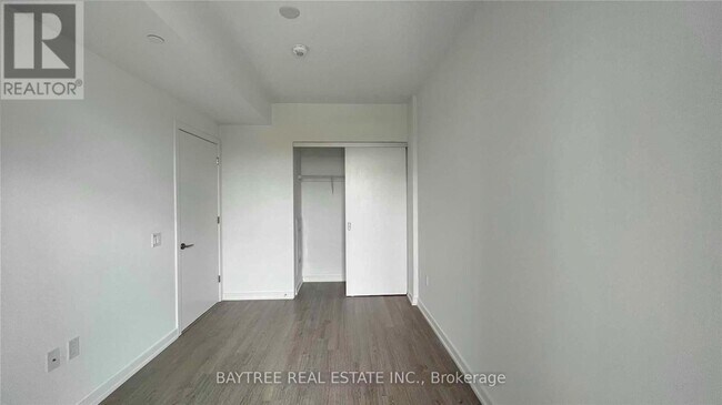 Building Photo - 50 Power St