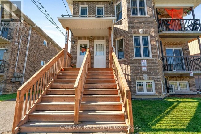 Photo du bâtiment - 1232 Cumberland St