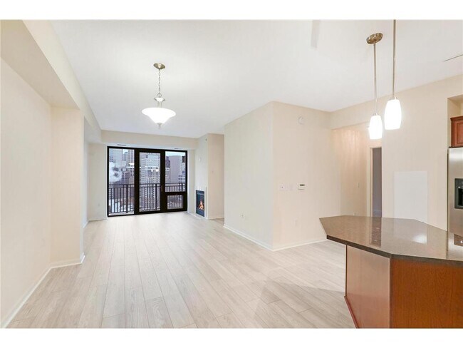Foto del edificio - 500 500 E Grant St