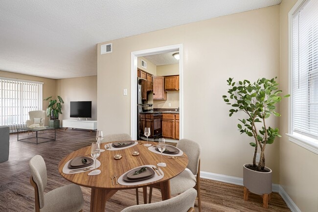 Building Photo - Sherwood Apartments