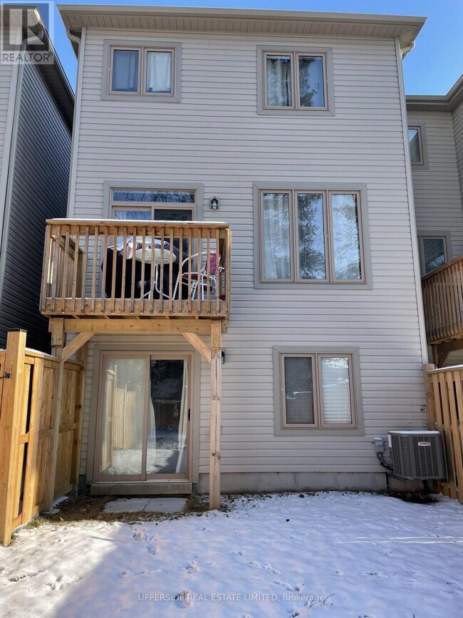 Photo du bâtiment - 32 Greenwood Dr