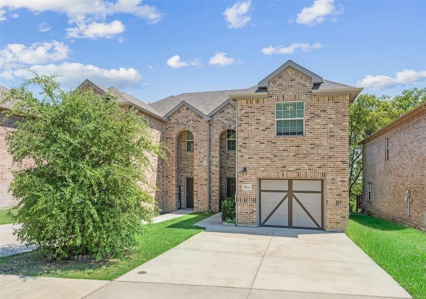 Primary Photo - 268 Castleridge Dr