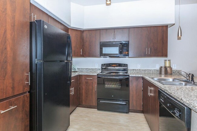 Spacious Kitchen - Ascend at Red Mountain