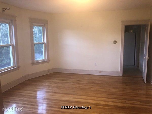 Building Photo - 3 br, 1 bath Apartment - 6 Wahnita Rd