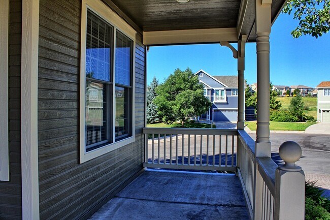 Foto del edificio - 4 bed 2.5 bath home in the Meadows