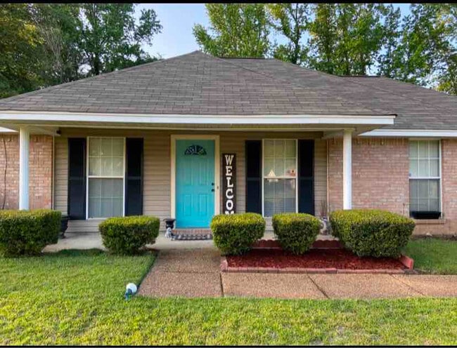 Photo - 3018 Meagan Dr House