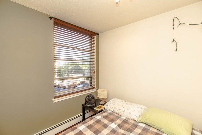 Foto del edificio - 3033 N Sheridan Rd