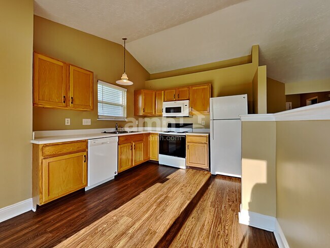 Foto del edificio - 7184 Franklin Madison Rd