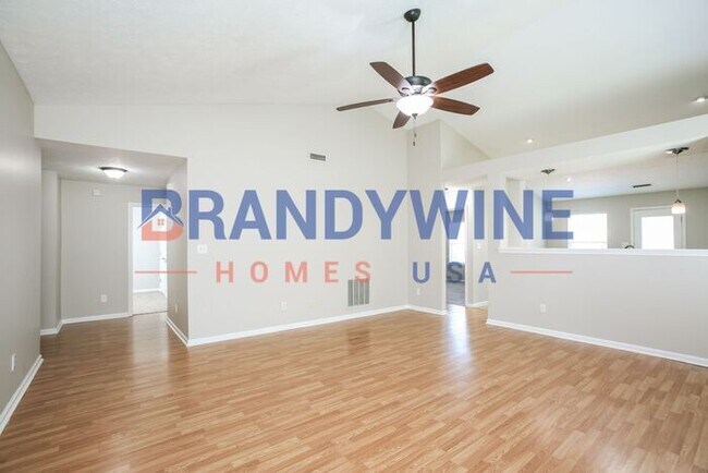 Foto del edificio - Coming Soon - Westside 3 bedroom 2 bath home!
