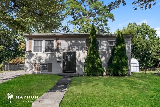 Building Photo - 1031 Stratford Pl