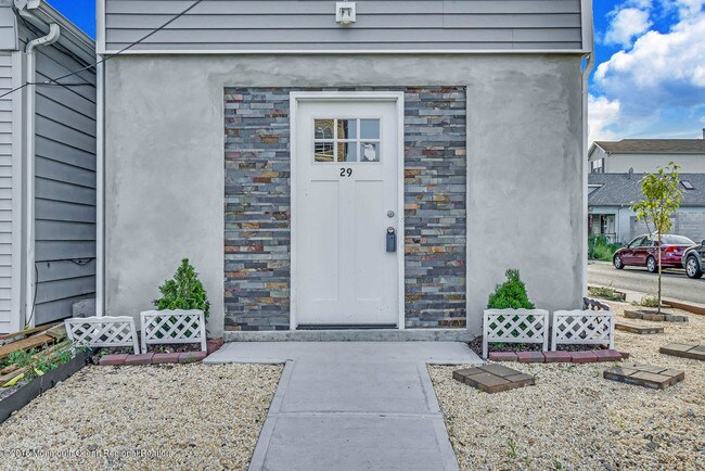 Building Photo - 29 Highland Ave