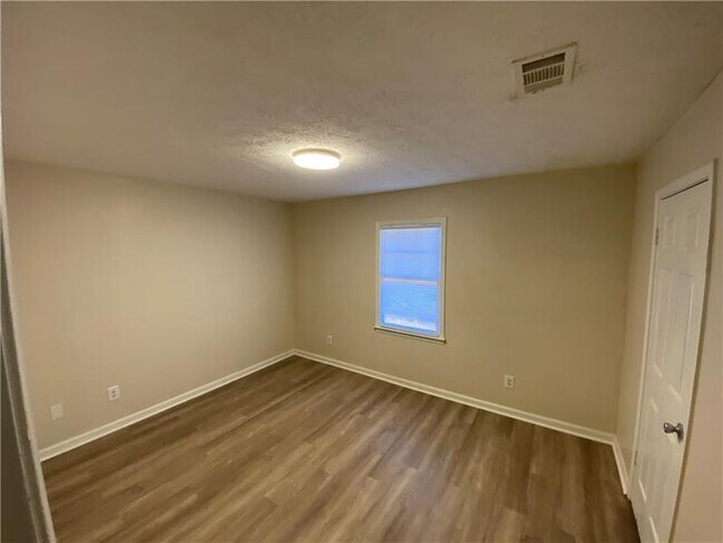 Foto del edificio - 123 Loblolly Dr