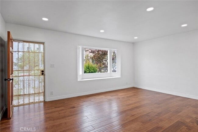 Foto del edificio - 5183 Inglewood Blvd