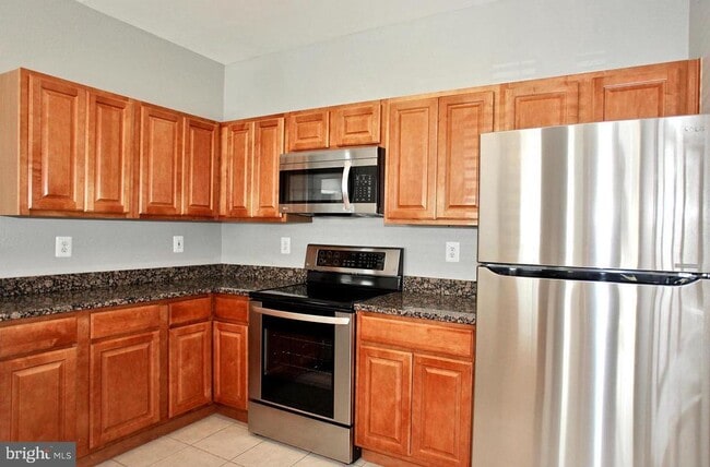 Building Photo - 1530 Spring Gate Dr.