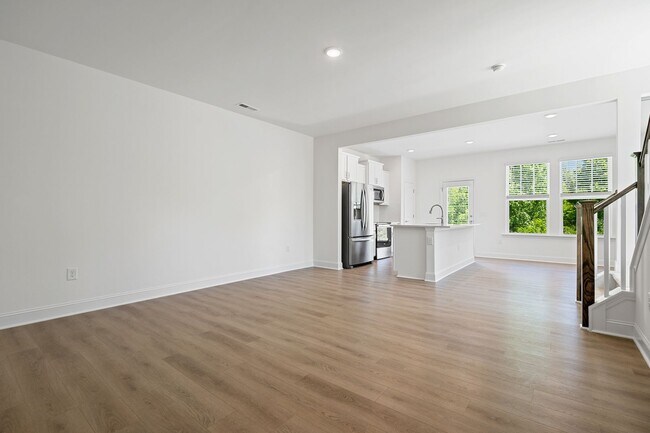 Foto del edificio - Brand new townhome in Clayton: Available Now