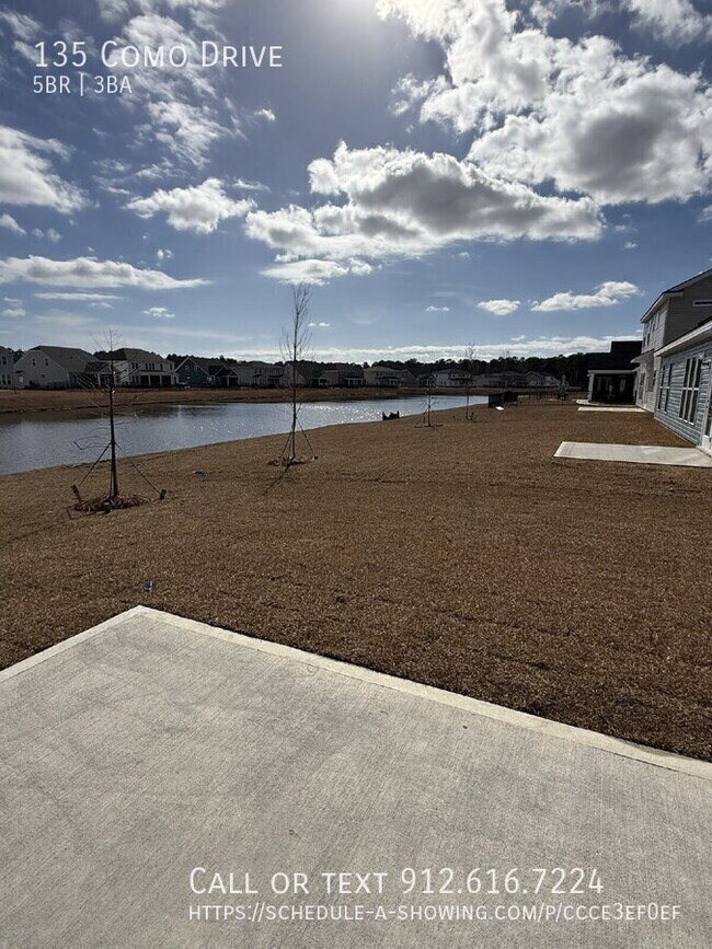 Foto del edificio - 135 Como Dr