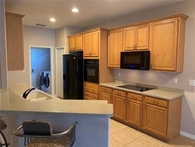 Foto del edificio - 10724 Banfield Dr