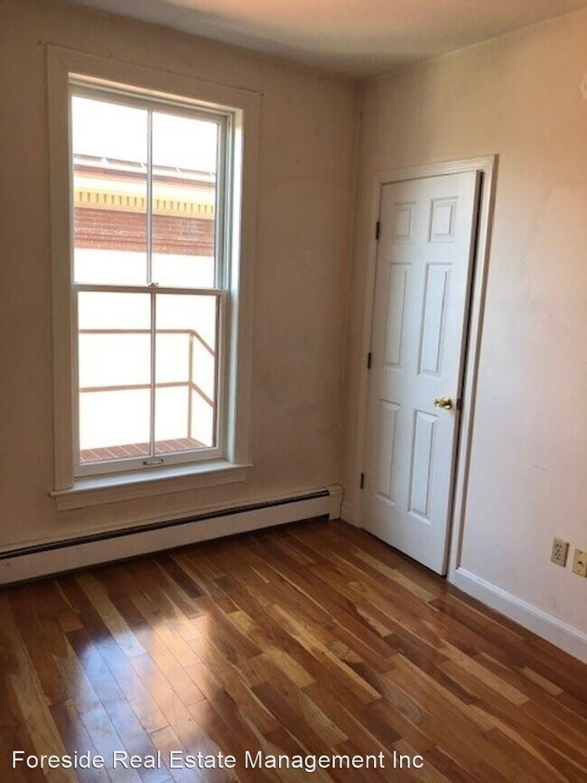 Foto del edificio - 1 br, 1 bath House - 240 State Street