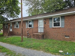 Building Photo - 3404 Forest Hill Ave