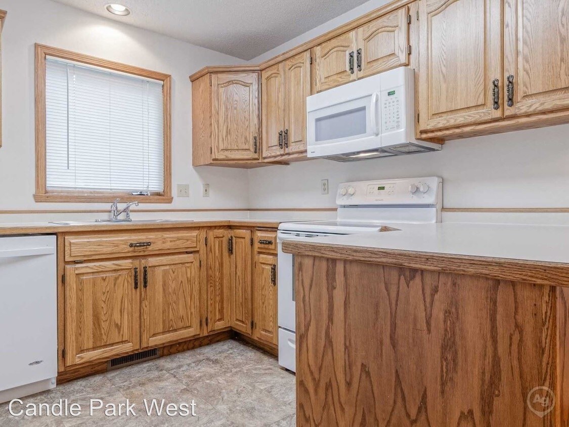 Foto principal - 1802 35th St S