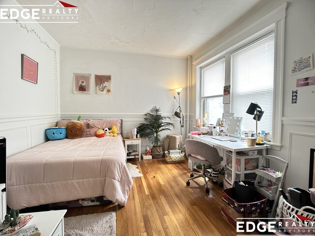 Foto del edificio - 239 Kelton St
