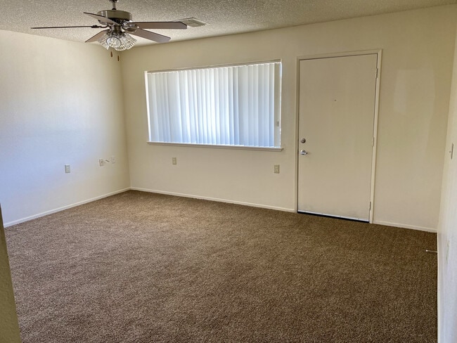 Building Photo - Halter Sunset Village