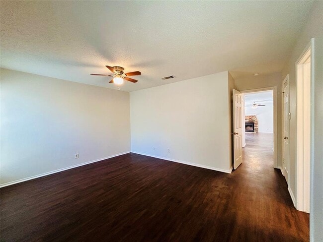 Building Photo - 9303 Kempler Dr