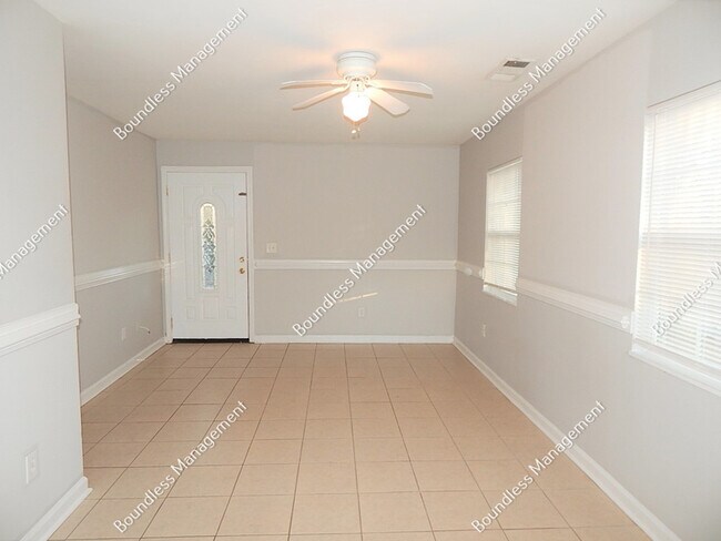 Foto del edificio - 704 Mercer St SE