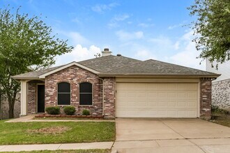 Building Photo - 5351 Driftway Dr