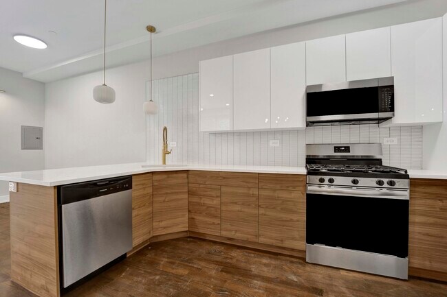 Foto del edificio - 2350 S Leavitt St
