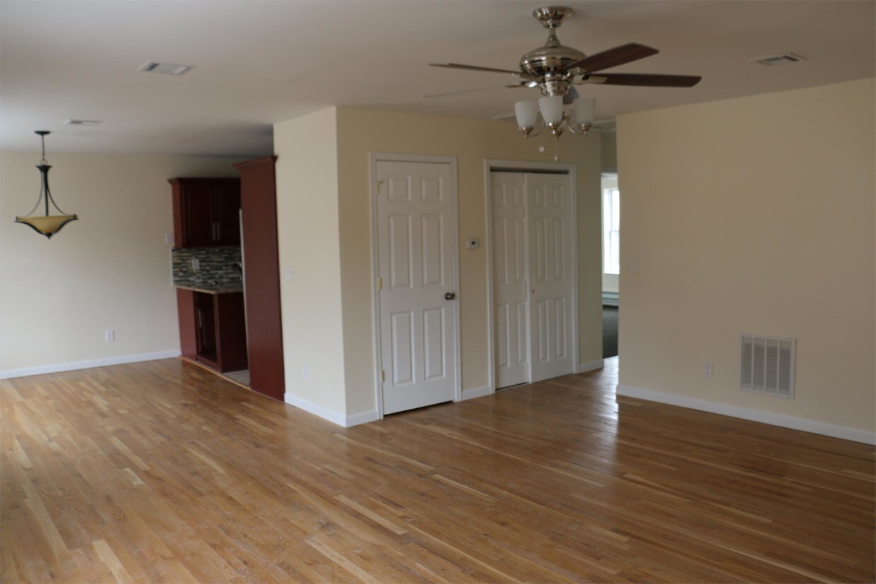 5 Danica Way Unit 32, Liberty, NY 12754 Room for Rent in Liberty, NY