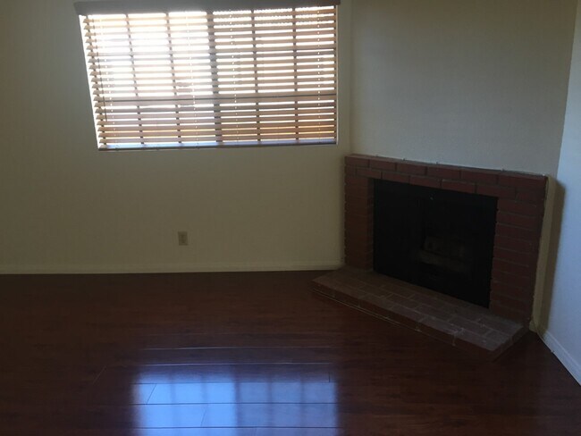 Building Photo - 4902 Kester Ave